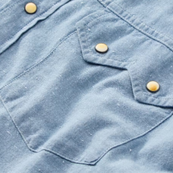 Western Chambray Shirt NWT - Picture 2 of 6